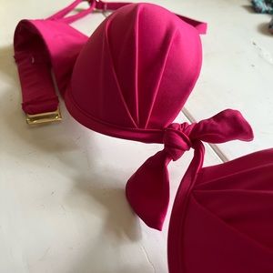 Sunset separates pink two-piece top!